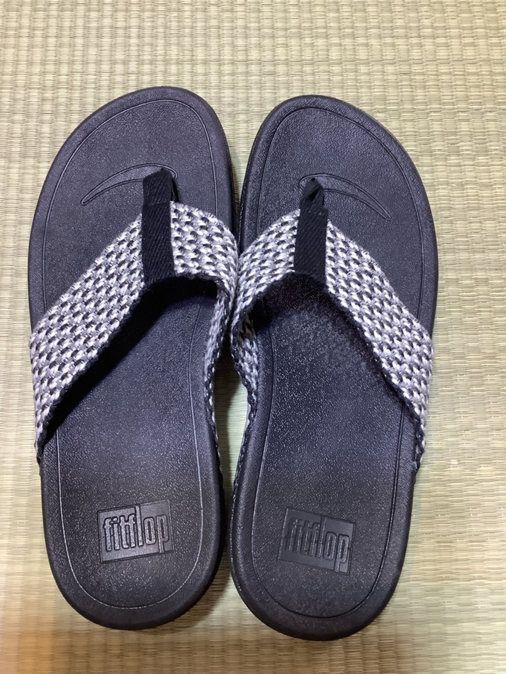FitFlop Surfa Black Flip Flop Sandals with Grey Woven Straps - Picture 8 of 9